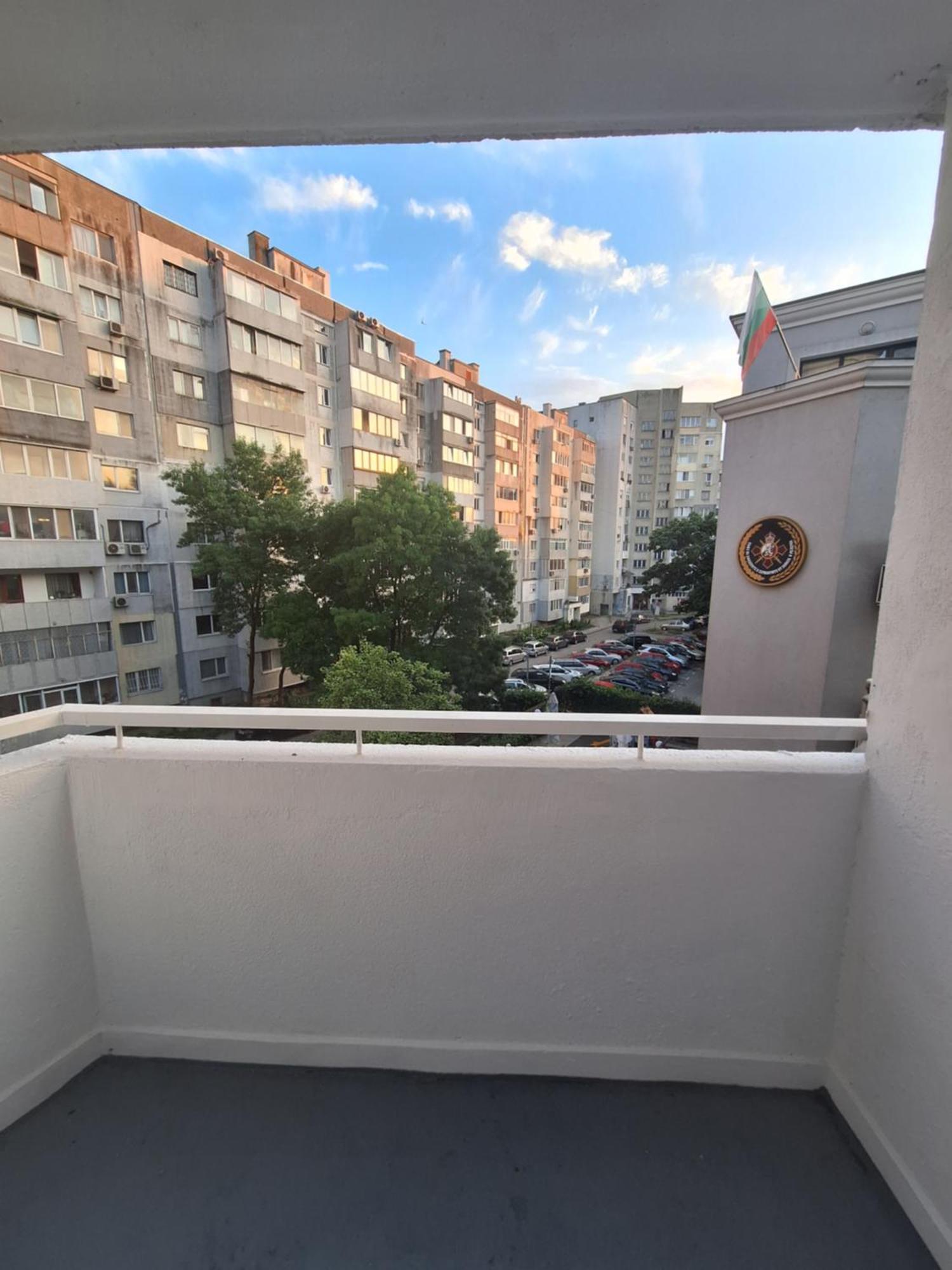 Top Location Harmony Apartment By Hostex Varna Exterior photo
