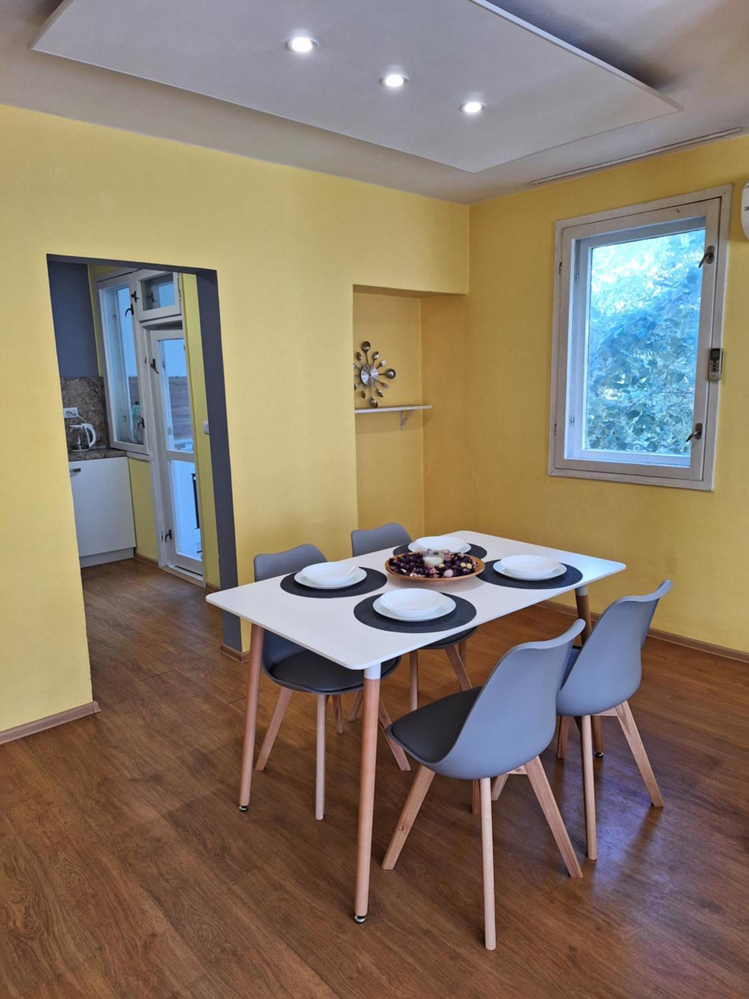 Top Location Harmony Apartment By Hostex Varna Exterior photo