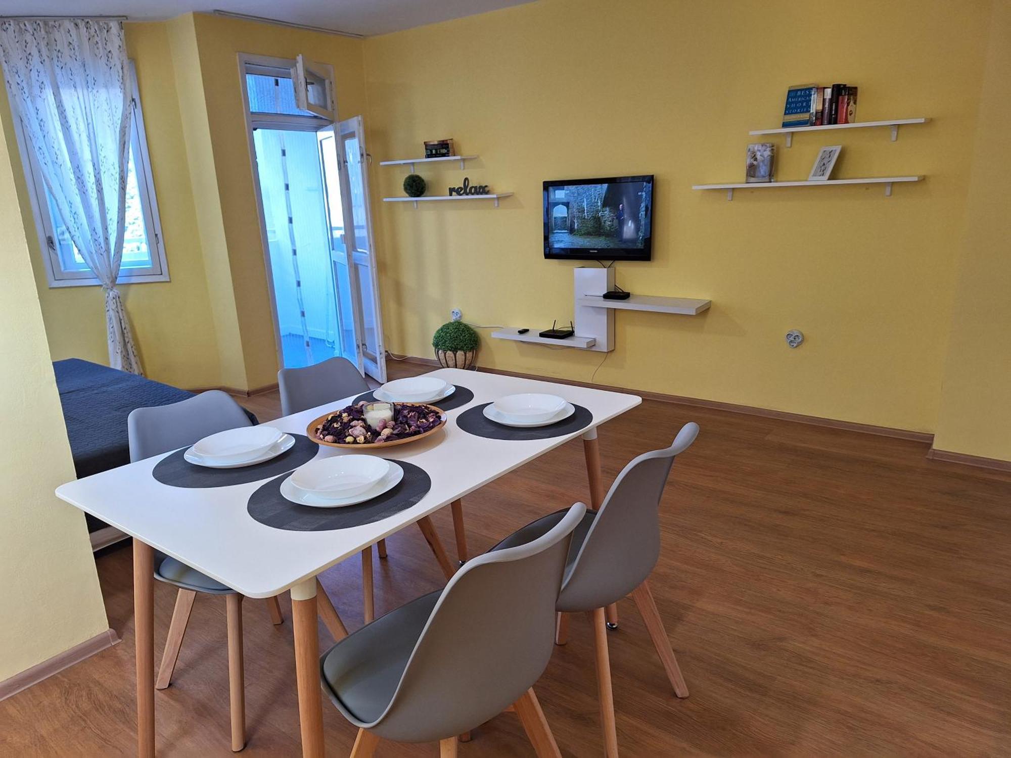 Top Location Harmony Apartment By Hostex Varna Exterior photo